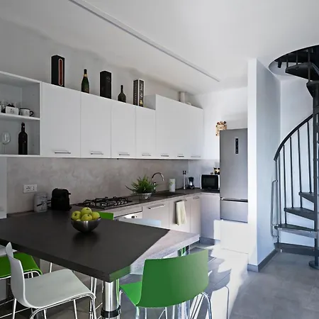 Mela - Regarda Travel Appartement *